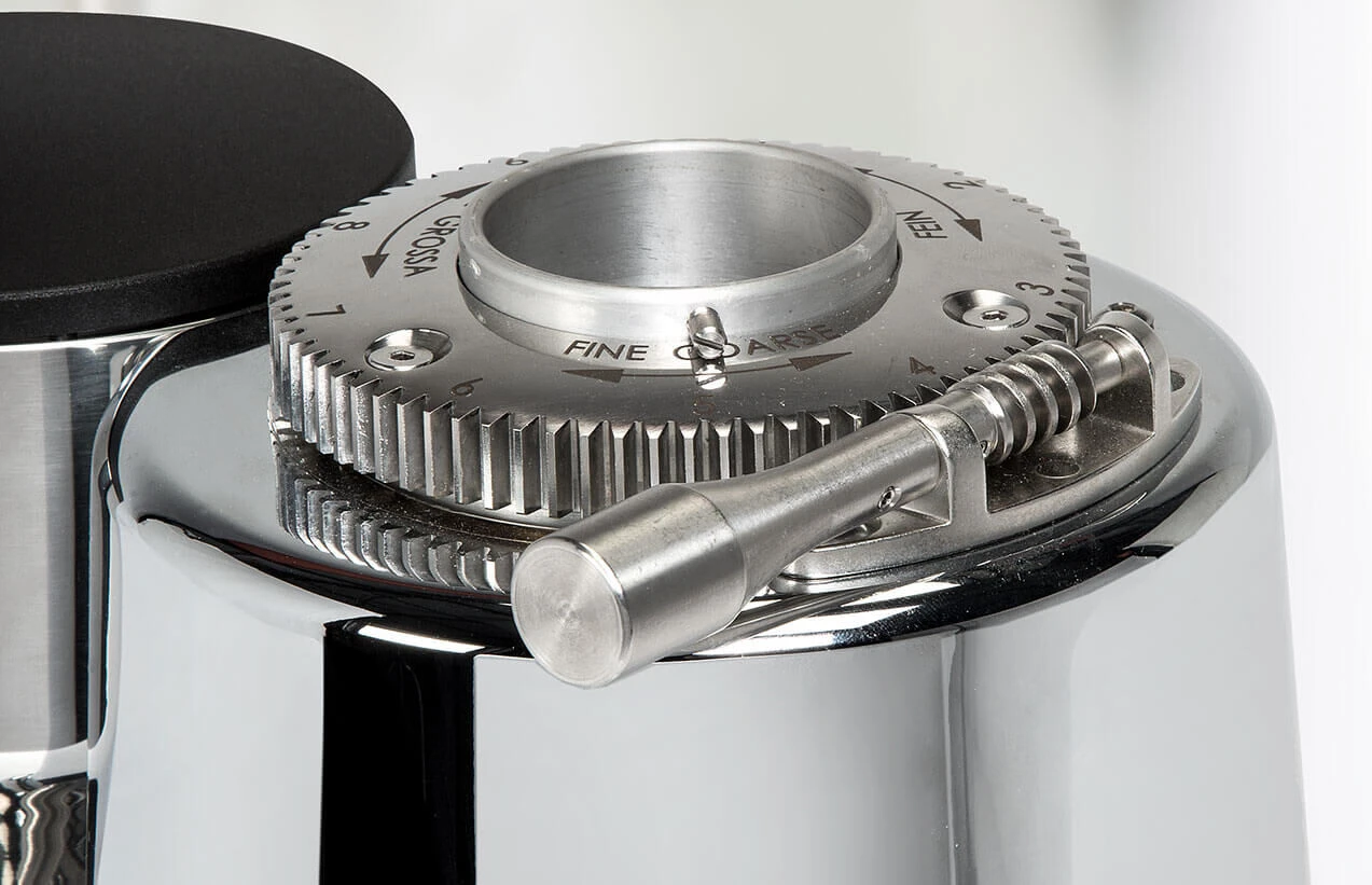 ECM V-Titan 64 Automatische Bonenmolen Rvs Glans 6 ECM V-Titan 64 Automatische Bonenmolen Rvs Glans - Afbeelding 4