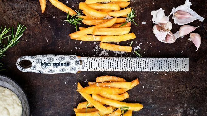 Microplane Premium Series Zesteur - Rasp 33 Cm Rvs Funky Skull - Afbeelding 3