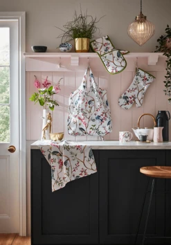 Ulster Weavers Oriental Birds Theemuts Katoen Crème -Keuken Benodigdheden Winkel oriental birds main klein 3