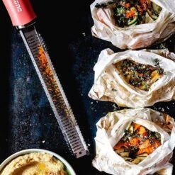 Microplane Premium Series Zesteur - Rasp 33 Cm Rvs Koraal 8 Microplane Premium Series Zesteur - Rasp 33 Cm Rvs Koraal -Keuken Benodigdheden Winkel zester coral03 2